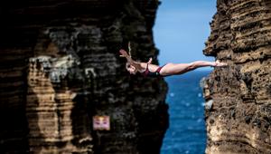 La Red Bull Cliff Diving World Series continua in Medio Oriente e sbarca per la prima volta in Libano