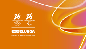Esselunga è Official Partner del viaggio della Fiamma Olimpica verso Milano Cortina 2026 e sarà protagonista della staffetta coinvolgendo direttamente i propri dipendenti come tedofori Esselunga è Official Partner del viaggio della Fiamma Olimpica verso Milano Cortina 2026 e sarà protagonista della staffetta coinvolgendo direttamente i propri dipendenti come tedofori