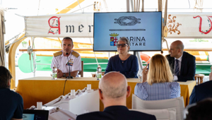 A bordo dell’Amerigo Vespucci la presentazione ufficiale del passaggio della 1000 Miglia 2025 dall’Accademia Navale di Livorno