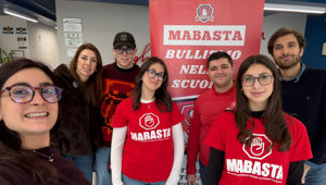 Giornata contro il bullismo: Wind Tre rafforza l'impegno nelle scuole con Mabasta e il concorso NeoConnessi