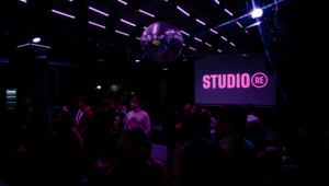 Studio Re ha celebrato il suo 25° anniversario con un evento esclusivo all'Apollo Milano, riunendo il mondo del fashion, beauty e lifestyle