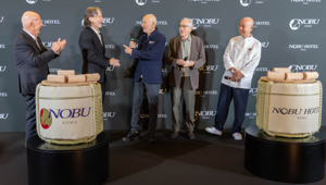 Nobu apre nel cuore di Roma con la vivace Sake Ceremony