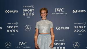 FeelRouge Worldwide Shows sostiene la Fondazione Laureus Italia, organizzando la sesta edizione della Laureus F1 Charity Night, evento di raccolta fondi che cambia la vita di migliaia di bambini