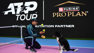 Alle Nitto ATP Finals di Torino Purina PRO PLAN recluta una squadra di cani per l’allenamento di riscaldamento dei giovani raccattapalle