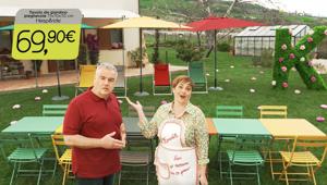 Kasanova e Benedetta Rossi, con Gruppo Armando Testa Torino Divisione Intesta, escono all'aperto