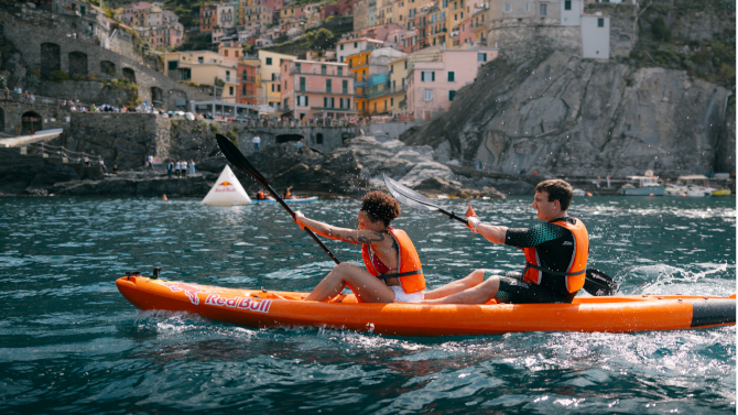 Debutta Red Bull 5 Terre: fitness e creator nel nuovo format prodotto da FREE EVENT Debutta Red Bull 5 Terre: fitness e creator nel nuovo format prodotto da FREE EVENT