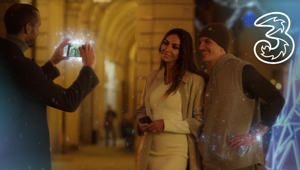 La coppia Chiellini-Ghenea protagonista della campagna natalizia di 3 con creatività di Wham