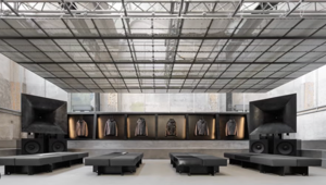 La moda protagonista alla Milano Design Week 2026 con oltre 50 eventi tra mostre e collezioni per la casa