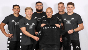 Replay diventa official Formalwear e Denimwear partner degli All Blacks