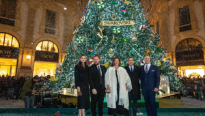 Joy Project firma la nevicata per "Tree of wonder", l'albero Swarovski in Galleria Vittorio Emanuele II a Milano