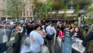 Parmigiano Reggiano debutta alla Milano Design Week con un palinsesto di appuntamenti che trasforma la tradizione millenaria della Dop in un’esperienza multisensoriale. Forbuso: "Il budget resta lo stesso, ma stiamo spostando il focus verso gli eventi"