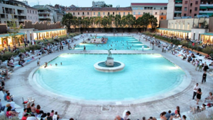 Green&Blue (Gruppo GEDI) debutta ai Bagni Misteriosi del Teatro Parenti con il suo primo Festival dedicato alla sostenibilità e all’ambiente