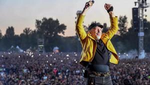 Anche Vasco Rossi si unisce all'appello di Stefano Massini: "Arte e cultura non sono inutili"