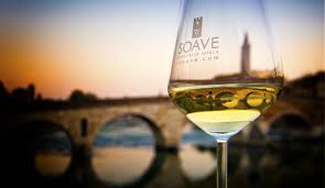 Consorzio Tutela Vini Soave apre gara da 1,6 milioni per la promozione in Belgio, Danimarca, Italia, Grecia e Germania