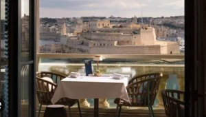 Per la prima volta un ristorante maltese, ION Harbour di Valletta, riceve due stelle Michelin. Tra i locali a una stella, debutta Rosamì, a St Julian's