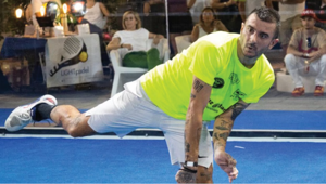 Junior Cally, rapper e socio del Padel Palace, ha organizzato a Milano il primo torneo di Natale per amatori, sold out in poche ore