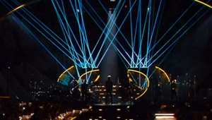 Gli effetti pirotecnici e i laser di Joy Project hanno spettacolarizzato il palco dell'Ariston per il 72°Festival di Sanremo