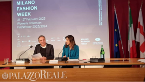 Torna Milano Fashion Week Women's Collection con 156 appuntamenti in calendario, di cui 29 eventi. Tra le novità la nuova location del Fashion hub sarà Palazzo Giureconsulti. Capasa: "La moda italiana supererà i 100 miliardi nel 2023"
