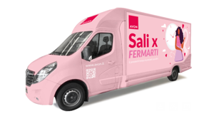 Il beauty truck di Avon conquista i più esclusivi shopping district di Milano