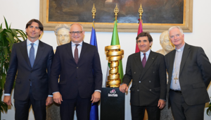 Giro d'Italia 2025: l'ultima tappa a Roma in omaggio a Papa Francesco. Onorato: "Un grande evento che genera un indotto economico tra 100 e 200 milioni di euro"