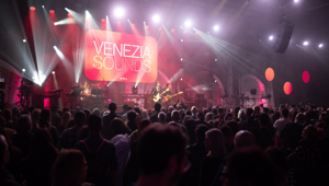 Una notte di musica e speranza all’Arsenale: Venezia Sounds, a Music party for Tomaso Cavanna, raccoglie 158.000 euro per la ricerca oncologica