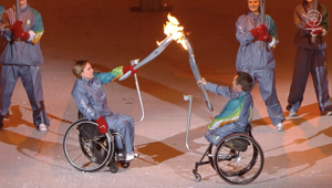 Milano Cortina 2026. La Fiamma Paralimpica attraversa l’Italia: 501 tedofori per un viaggio di inclusione verso l’Arena di Verona organizzato in collaborazione con Alphaomega. Allianz è Presenting Partner