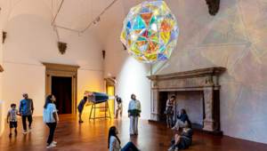 Bilancio record per la grande mostra di Palazzo Strozzi “Olafur Eliasson: Nel tuo tempo”. 163.000 i visitatori , italiani e stranieri, e grande partecipazione degli under 30