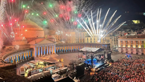 Il Capodanno di Napoli: 3 giorni di musica live in piazza del Plebiscito con i The Kolors, Avitabile e Peppe Iodice