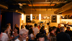 Operà Music celebra 20 anni di creatività sonora con un evento esclusivo al Sync By Aperol a Milano