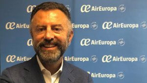 Air Europa sponsor di We Play For Peace. Le leggende del calcio mondiale scendono in campo per la pace: 14 novembre allo Stadio Olimpico di Roma