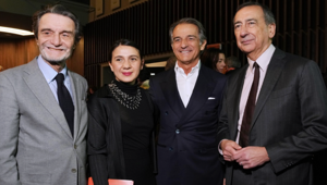 Salone del Mobile 2026: la 64esima edizione in oltre 169mila mq con più di 1.900 espositori da 32 Paesi e un calendario fitto di debutti, ritorni e nuovi format che raccontano un settore in trasformazione. Inaugurazione con una serata speciale alla Scala Salone del Mobile 2026: la 64esima edizione in oltre 169mila mq con più di 1.900 espositori da 32 Paesi e un calendario fitto di debutti, ritorni e nuovi format che raccontano un settore in trasformazione. Inaugurazione con una serata speciale alla Scala