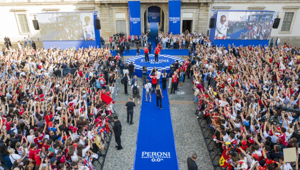 Peroni Nastro Azzurro 0.0% ha inaugurato il GP di Formula 1 a Palazzo Reale con Drive to Monza: oltre 26mila persone all'evento firmato 2night. Tomaello: "Abbiamo dato vita a un'esperienza capace di generare appartenenza"