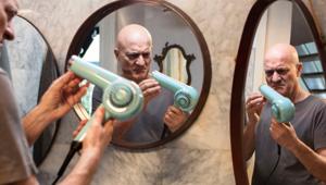 A2A apre al mercato libero con Claudio Bisio, FCB Milan e la regia di Paolo Genovese per raccontare “l’energia” di tutti i giorn