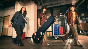 ibis lancia una nuova campagna globale "Go get it" realizzata con Saatchi & Saatchi London e presenta le tendenze di viaggio 2025 per Gen X e Y