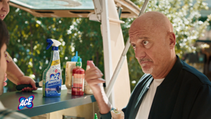 BBDO firma il nuovo episodio della campagna “Tutti Testimonial” di ACE con protagonista Claudio Bisio. Pianificazione a cura di Media Italia