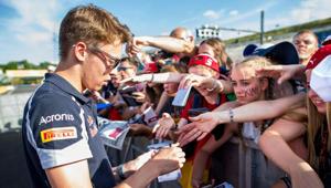 La Scuderia Toro Rosso estende il contratto di sponsorizzazione con Acronis