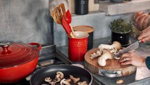 The Cream con Le Creuset alla Design Week 2019 per una 'Freestyle Cooking Experience'