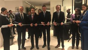 Air France-Klm: inaugurata la nuova sede milanese, che fa leva su un’organizzazione degli spazi innovativa. Al taglio del nastro il Ceo Klm, Pieter Elbers