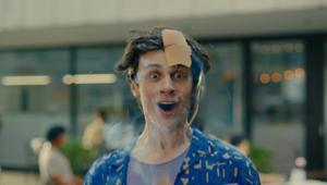 Air Action Vigorsol presenta lo spot 'Vigorsol Mannequins', un inno alla self liberations firmato BBH London