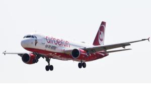 Star Trek sale a bordo di airberlin per il 50° anniversario della serie