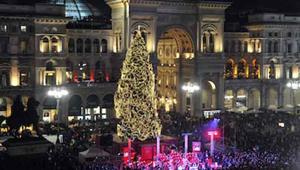 Natale a Milano, scade il 28 giugno il bando per l’allestimento di albero, luminarie e calendario dell’Avvento