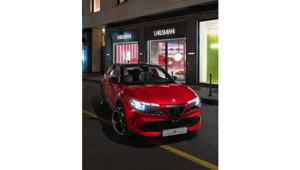 Alfa Romeo dopo le polemiche cambia il nome del nuovo modello da “Milano” a  "Junior”. Il crossover in mostra alla Milano Design Week