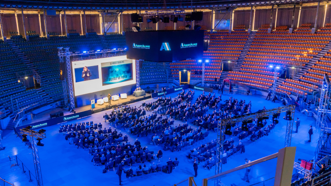 Target Motivation trasforma la convention nazionale di Associazione Agenti Allianz in una piattaforma di marketing esperienziale e misurabile Target Motivation trasforma la convention nazionale di Associazione Agenti Allianz in una piattaforma di marketing esperienziale e misurabile