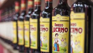 Amaro Lucano scalda gli sciatori sulla neve con il suo Snow Tour