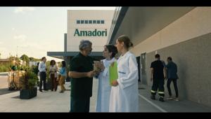 'Gente che ama', la nuova campagna racconta la filosofia e i valori fondanti di Amadori. Firma VMLY&R Italia