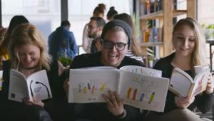 Amazon per la Giornata Mondiale del Libro: 17.200 libri donati nel mondo, 1.000 in Italia a Save the Children e Istituto Grossi