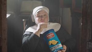 Amica Chips risponde alle proteste sollevate dallo spot 'Divino Quotidiano'. "Non volevamo offendere le convinzioni morali, civili e religiose'