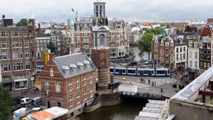A San Valentino si vola: Amsterdam e Bangkok le mete più ambite secondo FlyUvet