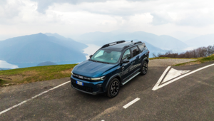 Al via l'edizione 2026 di My Dacia Road: Apload firma il format per il lancio del C-SUV Bigster