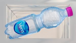Acqua Vera inaugura l’estate con un’affissione anamorfica firmata Marimo